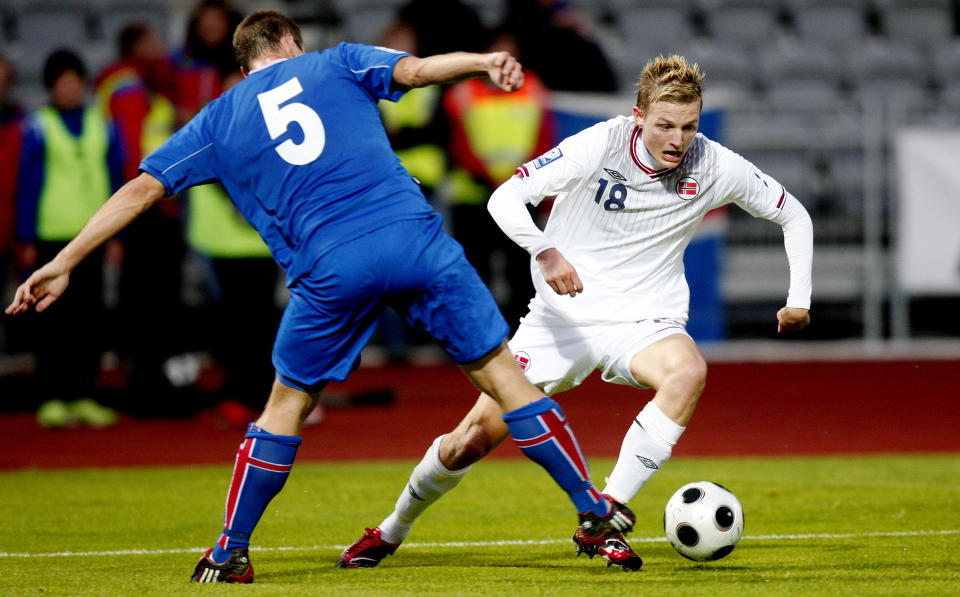 P� BETAL-TV: Skal du se Erik Huseklepp og Norge fors�ke � revansjere den svake bortekampen mot Island fra VM-kvaliken i fjor h�st, vises kampen bare p� betal-TV.Foto: Kyrre Lien / Scanpix