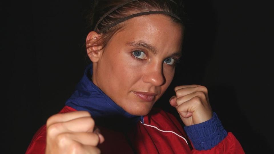 GULLJENTE 1: Tonje S�rlie vant 56-kilosklassen i kickboksing fullkontakt under Combat Games i Beijing. Hun fyller 29 �r i dag. Foto: Per Andreas Ringsby, landslagssjef