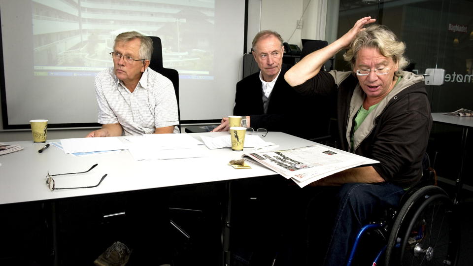 USKYLDIG RAMMET:  Jan Jensen, Arnold Gr�nning og rullestolbruker Rolf Torodd Olafsen er tre over nordmenn som har f�tt leilighetene sine beslaglagt i Brasil. &mdash; Vi blir straffet fordi norske myndigheter skulle ta B-gjengen. Vi har aldri hatt noe med kriminelle gjenger � gj�re, sier de fortvilte nordmennene. Foto: �istein Norum Monsen