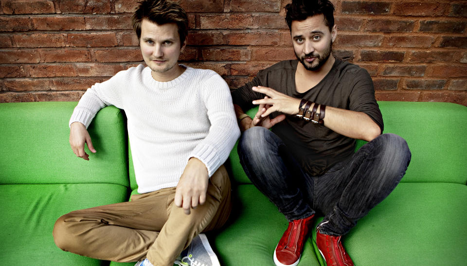 Dropper stjerner: Torbj�rn Brundtland (t.v.) og Svein Berge, bedre kjent som R�yksopp, har takket nei til � jobbe med noen av de st�rste navnene i musikkbransjen. Mandag kommer duoens nye album. Foto: Lars Eivind Bones