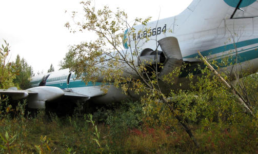 �RUSSLANDS HUDSON RIVER�?: Med ikke-fungerende fly-, navigasjon- og radiosystem landet flyet av typen Tu-154 i skogen i republikken Komi vest for Uralfjellene. Flyet var p� vei til Moskva fra Mirnyj i Sibir. Foto: AFP PHOTO / BNKOMI.RU / NIKOLAI ROCHEV / SCANPIX