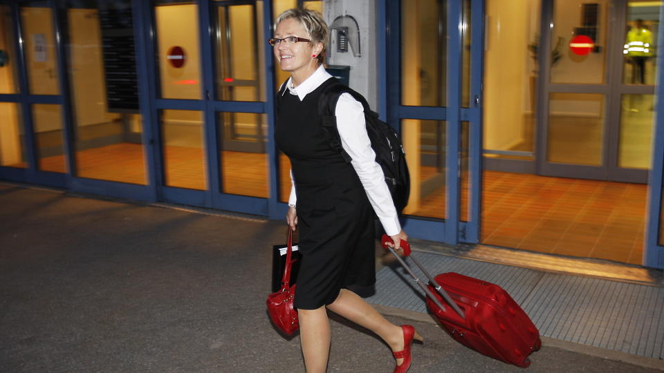FIKK BEKREFTELSE: Liv Signe Navarsete mener all tvil n� er feid til side om gullarmb�ndet hun fikk er innmeldt til skattemyndighetene. Foto: ERLING H�GELAND/Dagbladet