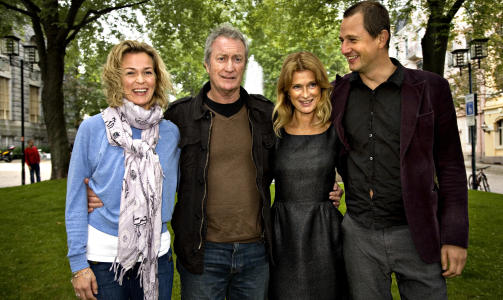 �LIMBO�-GJENGEN: Er er skuespillerne, fra v. Line Verndal, Bryan Brown, Lena Endre og Henrik Rafaelsen. Foto: Anders Gr�nneberg