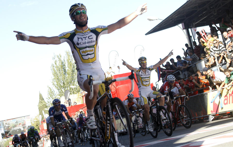 UTILN�RMELIG: Mark Cavendish tok sin andre spurtseier p� to dager. Dette bildet er fra torsdagens triumf, der Thor Hushovd ble nummer fem. I dag avanserte han til 2. plass. Foto: REUTERS/Joseba Etxaburu