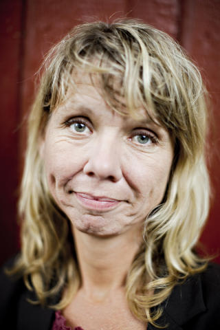 SA OPP P� LUFTA: NRK-programlederen Pia Beathe Pedersen (43) sa opp p� direkten l�rdag morgen da hun ledet nyhetene p� �stlandssendingen. Foto: Sara Johannessen / SCANPIX
