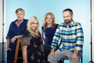 KULTURSTRIPA P� NRK2: Fra venstre Vegard Larsen (�Filmbonanza�), Helle Vaagland (�Nasjonalgalleriet�), Siss Vik (�Bokprogrammet�) og Asbj�rn Slettemark (�Lydverket�). Foto: Espen Nersveen/NRK