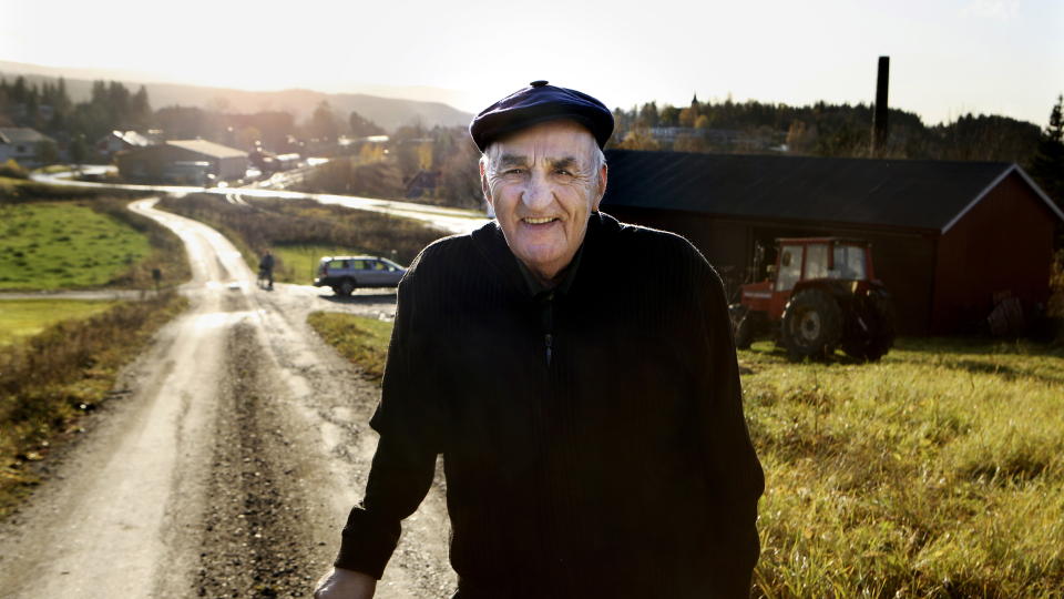 Har skrevet bok: Sn�samannen hjalp over 50.000 mennesker f�r han sluttet som helbreder i 2008. P� mandag kommer hans nye bok i butikkene. Foto: Mette Randem