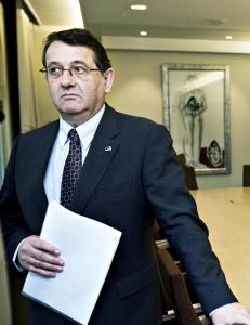 - Departementet har fungert som et partikontor for SUs arbeid