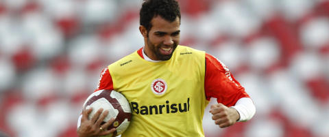 - Sandro ser ut som Socrates