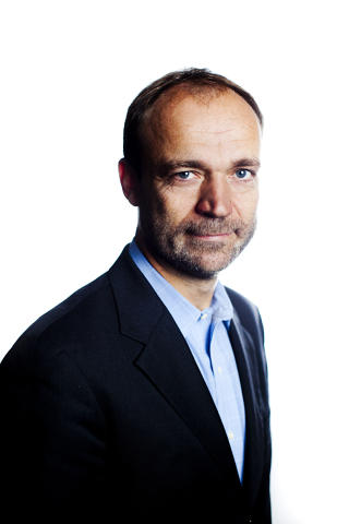 ANKOMST MADRID: Ambassad�r i Madrid, Torgeir Larsen, blogger om � reise p� �den indianske m�ten�.