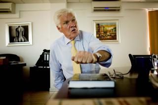 MENTE TOFTE JAGET HAM SOM ET BYTTEDYR: Treholt har v�rt sv�rt kritisk til etterforskningsleder �rnulf Toftes h�ndtering av saken fra avh�rene begynte i 1984. Foto : Bj�rn Langsem/DAGBLADET