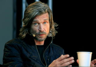 BESTSELGER: Karl Ove Knausg�rd er blant Oktobers nye, innbringende forfattere. Foto:Jacques Hvistendahl