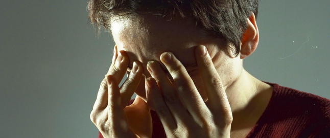Håper å kunne «skru av» migrenen
