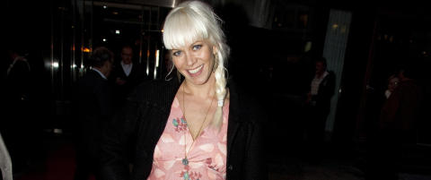 - Har f�tt buksedressen av mamma