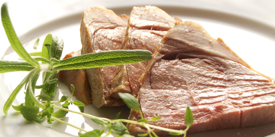 LAMMEL�R: Tilberedt til en kjernetemperatur p� 65 grader. Foto: H�vard Egge