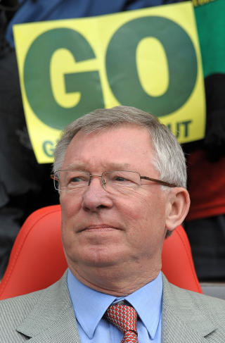 F�R DET HAN VIL HA: Alex Ferguson sier han har f�tt penger til alle spillerne han �nsker seg, og st�tter Glazer-familiens eierskap. Foto: AFP/ANDREW YATES