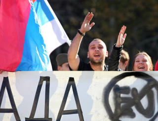 OGS� MOTSTAND I RUSSLAND: Demonstrasjon mot homoparaden i Beograd utenfor den serbiske ambassaden i Moskva i helga. Foto: PHOTO / Alexey SAZONOV