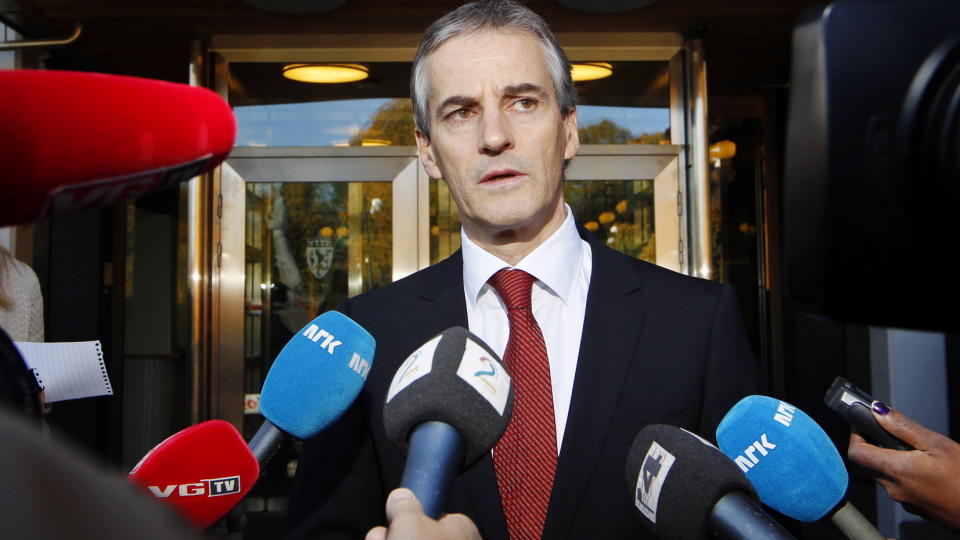 SIER NEI: Jonas Gahr St�re vil ikke la Saudi-Arabia bygge moskeer for flere titalls millioner i Norge. Foto: Scanpix