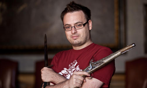 �Assassin's Creed Brotherhood�-regiss�r Patrick Plourde poserer gjerne med renessansens �verkt�y�. Foto: PressFire.no / Jarle Hrafn Grindhaug