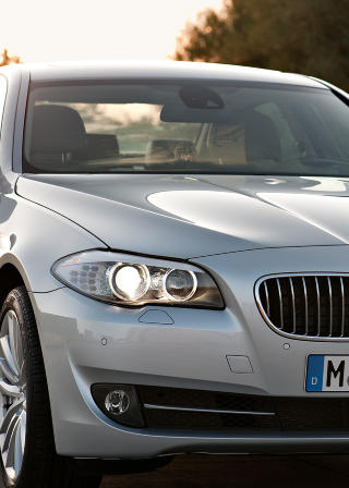 NORSK FAVORITT: 5-serien kombinerer BMWs sportslige image med forbedret komfort. Foto: SCANPIX