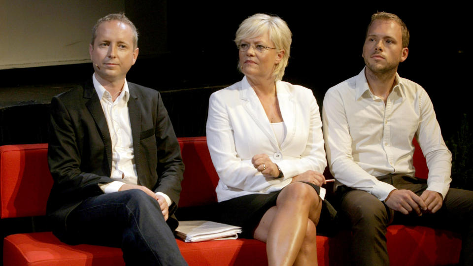 HVILKEN FRAMTID? N�r nestleder B�rd Vegar Solhjell i dag legger fram forslag til nytt prinsipprogram for SV, vil Audun Lysbakkens n�rmeste allierte i SV v�re helt uenig med ham i hva som skal v�re de viktigste prinsippene for SV. Her er partileder Kristin Halvorsen flankert av Solhjell (til venstre) og Audun Lysbakken under valgkamp�pningen til SV p� Parkteatret i Oslo tirsdag formiddag. Foto: Terje Bendiksby / SCANPIX