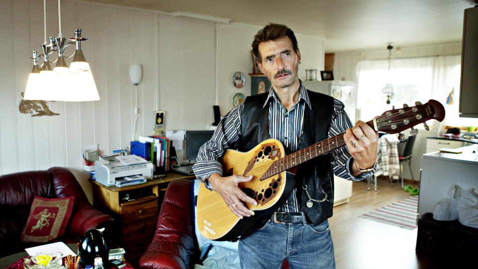 TATERKULTUR: Allan Johansen er et av styremedlemmene som har f�tt bevilget penger fra Taternes kulturfond. Han ser ingenting problematisk i dette. Foto: Nina Hansen