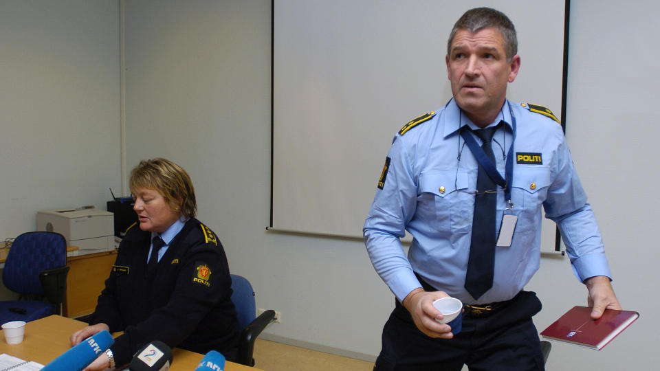 AVVENTER AVH�R: Politiet p� Sunnm�re har n� startet gjennomgangen av det de omtaler som et sv�rt omfattende beslag hjemme hos den siktede overlegen og p� hans arbeidsplass. Etterforskningsleder Terje Rishaug sier de n� g�r gjennom materialet og ikke har umiddelbare planer om nye avh�r av legen. Foto: Fridgeir Walderhaug/Dagbladet