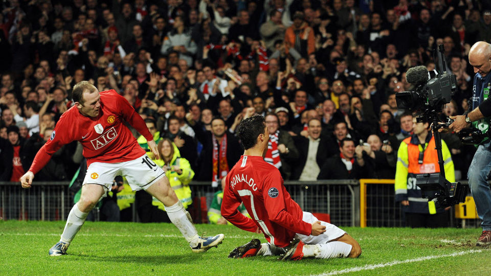 RADARPAR: Cristiano Ronaldo (t.h) tror Wayne Rooney (t.v) vil finne tilbake til fjor�rsformen etter en tung sesongstart for sistnevnte. Foto: Scanpix