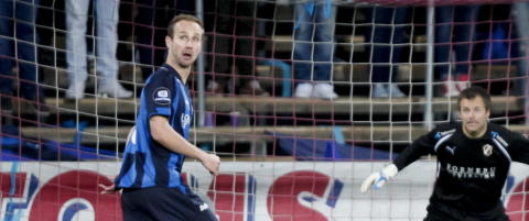 - Jeg er forberedt p� � g� ned i l�nn