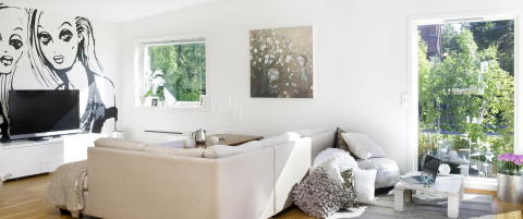 Gi veggen nytt liv med �wallstickers�