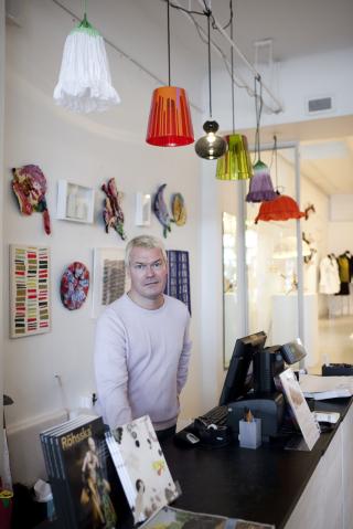Popul�rt: Peppe Bergstr�m i Konsthantverkarne f�r hvert �r mange s�knader om medlemsskap. I �r s�kte 25, men bare sju slapp inn.
