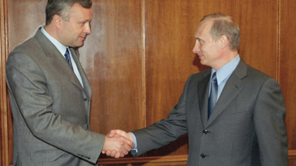 MED PUTIN: Alexander Lebedev fra den gang Vladimir Putin var President. Foto: www.Kremlin.ru/Wikimedia commons.