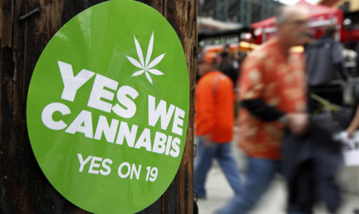YES WE CANNABIS:  Men folket sa nei. Foto:  REUTERS/Mike Blake