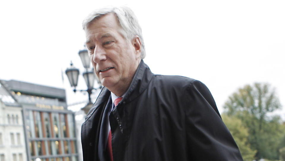 VIL IKKE KOMMENTERE: Finansminister Sigbj�rn Johnsen styrte Cermaq i 12 �r. F�rst etter at han gikk av, begynte selskapet � lage milj�rapporter. Foto: ERLING H�GELAND/Dagbladet