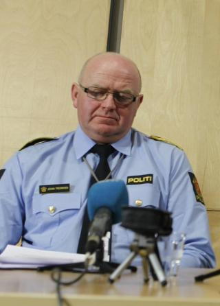 INNR�MMER KJENNSKAP: Johan Fredriksen, stabssjef ved Oslo politidistrikt, bekrefter i kveld offentlig at politidistriktet kjente til den amerikanske overv�kingen. Foto: Heiko Junge/Scanpix