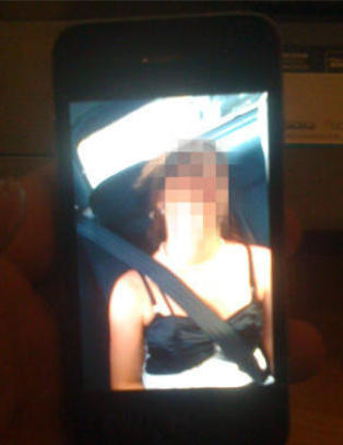 Kj�pte �ny� iPhone 4 av NetCom - fikk private bilder p� kj�pet