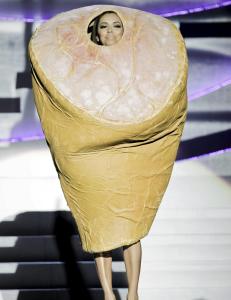 - Lady Gaga la igjen denne backstage