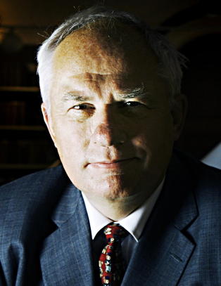 Geir Lundestad utsatt for Nobel-datavirus