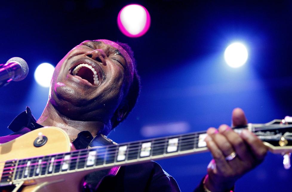  CTI-STJERNE:  George Benson var en av CTIs st�rste stjerner p� 70-tallet, og er fortsatt et stort navn. Her p� Montreux Jazz Festival i fjor. FOTO: SCANPIX/JEAN-CHRISTOPHE BOTT