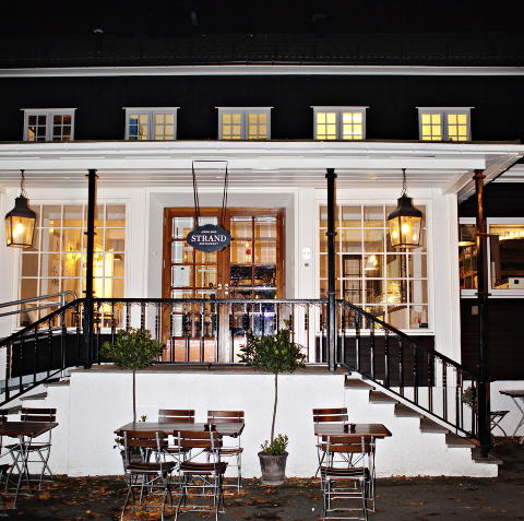 Robinson & Fredag har bes�kt restaurant Strand p� Stabekk