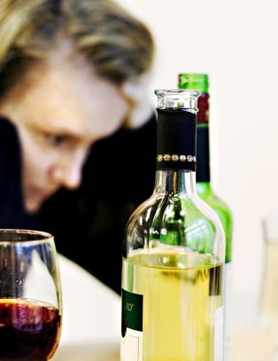 - Helt greit at voksne drikker sammen med barn