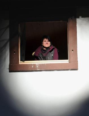 Speiler seg i vintersola