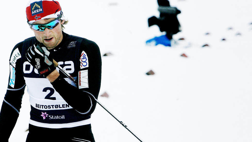 DRO HJEM: Petter Northug stilte til start i to renn p� Beitiost�len, men skuffet stort og reiste hjem med tegn p� sykdom. Foto: Jens O. Kl�vrud,  Dagbladet
