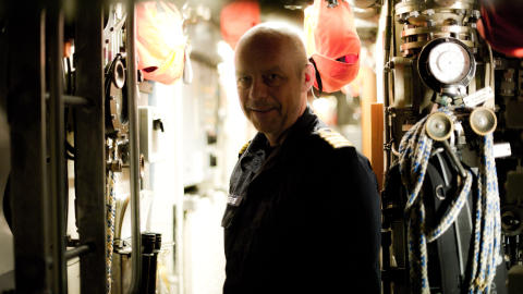 VÅRE ØRER I DYPET: Sjef for Undervannsbåtvåpenet, Kommandør Erik Bøe, trenger nye båter. Her ombord på den norske ubåten KNM «Uredd» under en øvelse i Nordsjøen. Foto: Håkon Eikesdal VÅRE ØRER I DYPET: Sjef for Undervannsbåtvåpenet, Kommandør Erik Bøe, trenger nye båter. Her ombord på den norske ubåten KNM «Uredd» under en øvelse i Nordsjøen. Foto: Håkon Eikesdal