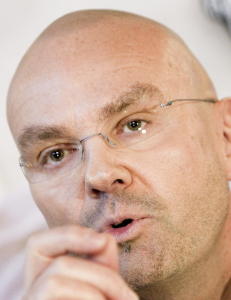 Mange gj�r det, men bare Gelius snakker om det