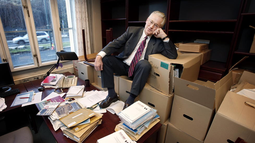 Bor i pappesker: Jusprofessor Carl August Fleischer. Foto: ERLING H�GELAND/Dagbladet