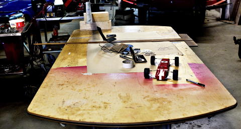 Hvem eier dette? Bilmekanikeren? Finn det ut her her.