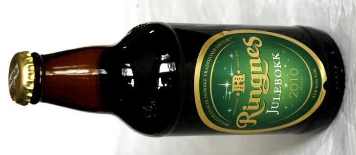   RINGNES JULEBOKK: Et flott norsk �l, mente det danske panelet, og ga det en sekser.