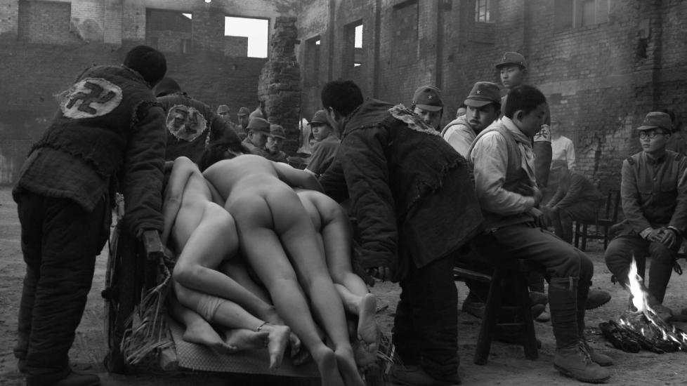 BLODBAD: �Byen mellom liv og d�d� er en rystende film om massakren i Nanjing i 1937.