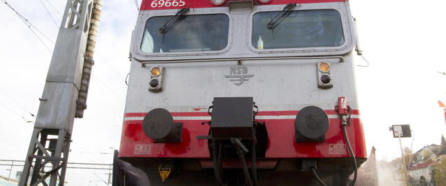 Togstans rammer tusener p� �stfoldbanen